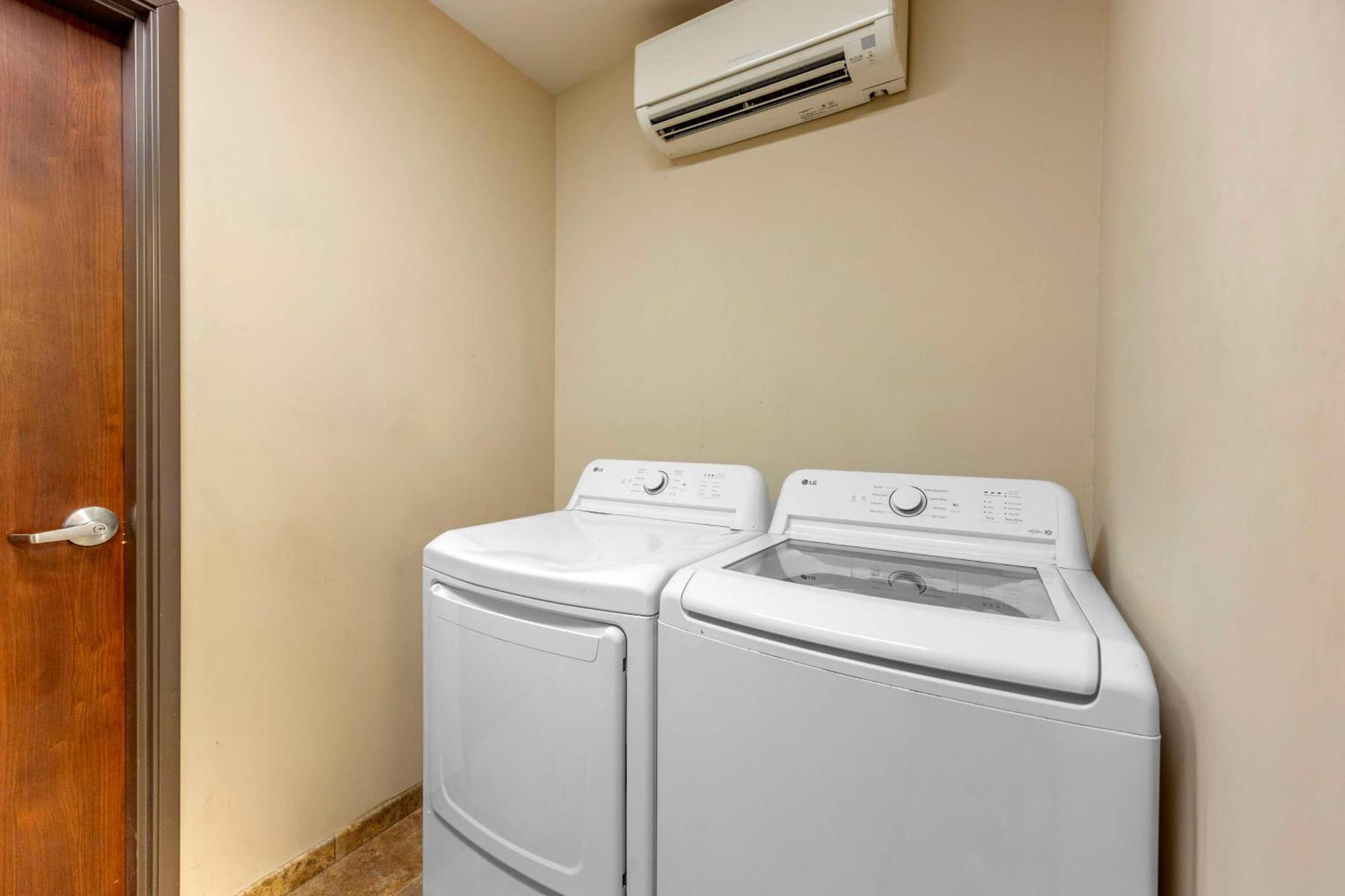 Best Western Plus Tupelo Inn & Suites Экстерьер фото