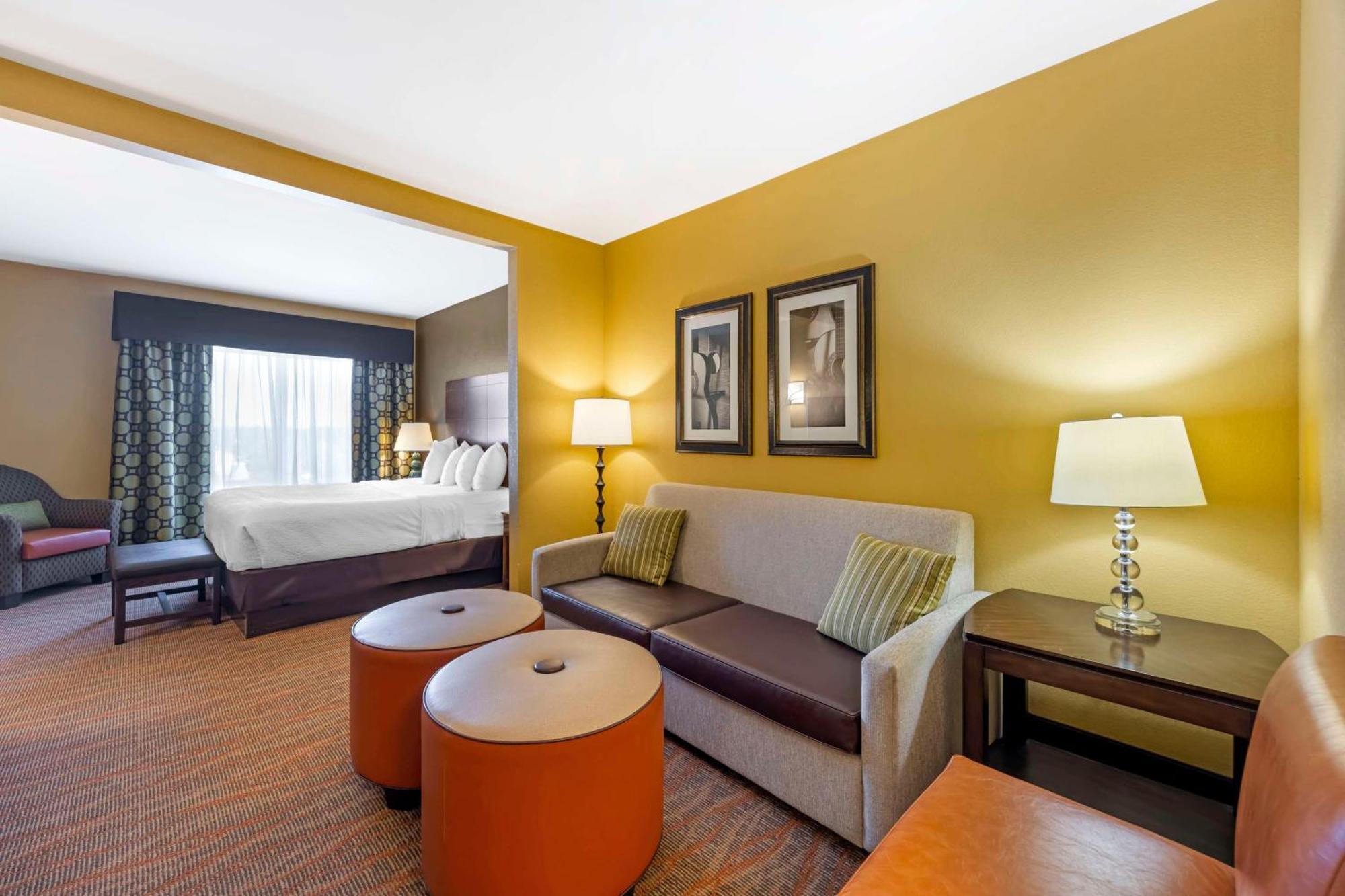 Best Western Plus Tupelo Inn & Suites Экстерьер фото